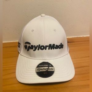 Taylormade TP5 hat